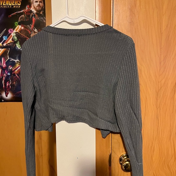 knit cropped cardigan - Picture 2 of 4